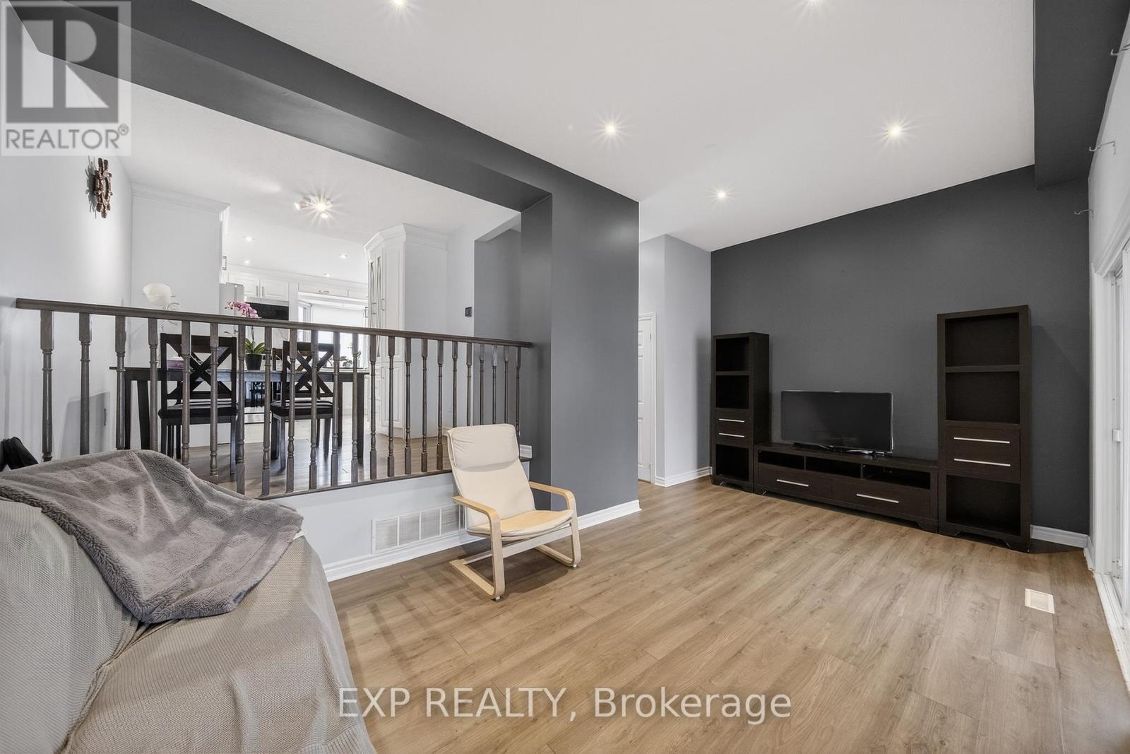 57 Tindale Road, Brampton, Ontario  L6V 2G8 - Photo 10 - W13043448