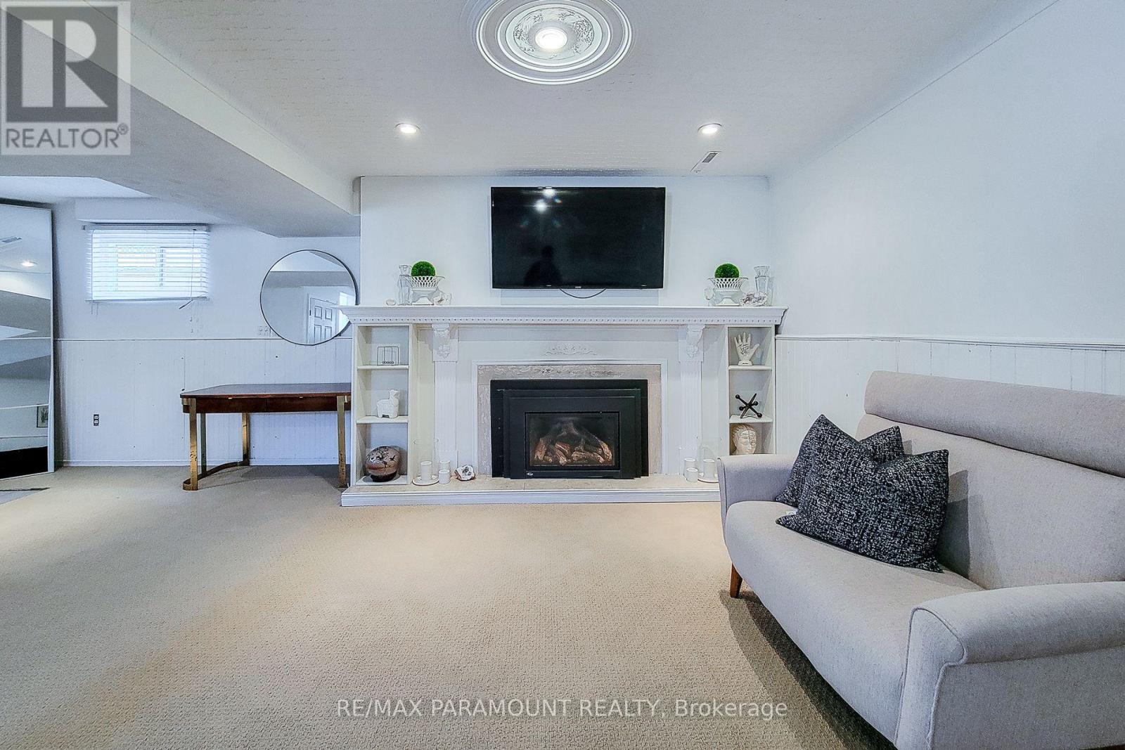 2827 Fredonia Drive, Niagara Falls, Ontario  L2J 3M8 - Photo 18 - X13043446