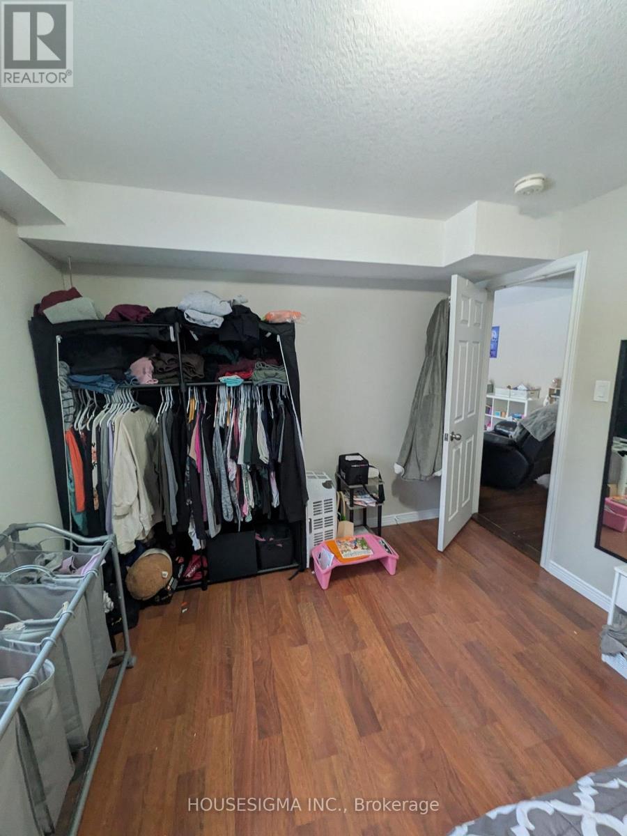 90 Penelope Drive, Kitchener, Ontario  N2N 3C5 - Photo 11 - X13043470