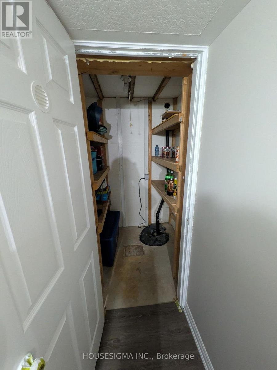 90 Penelope Drive, Kitchener, Ontario  N2N 3C5 - Photo 14 - X13043470