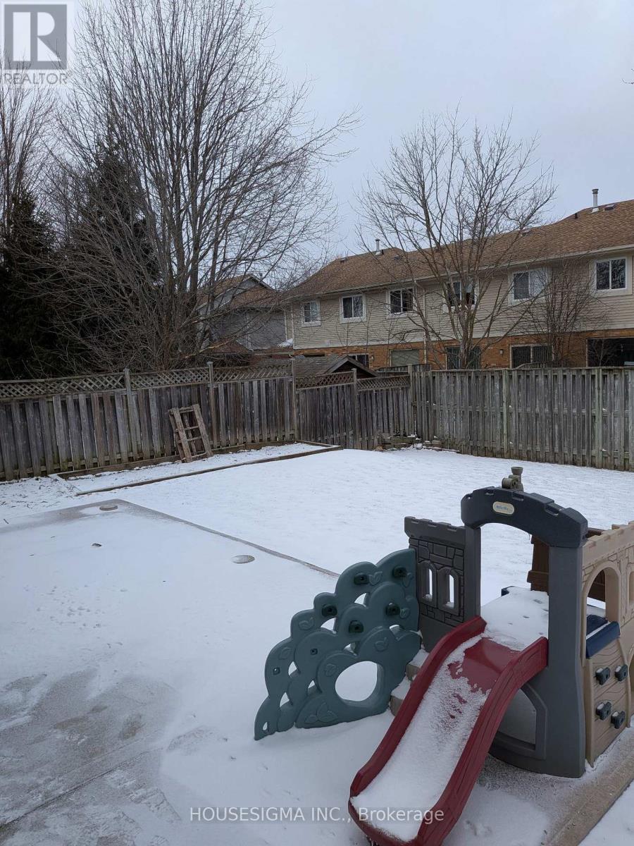 90 Penelope Drive, Kitchener, Ontario  N2N 3C5 - Photo 2 - X13043470