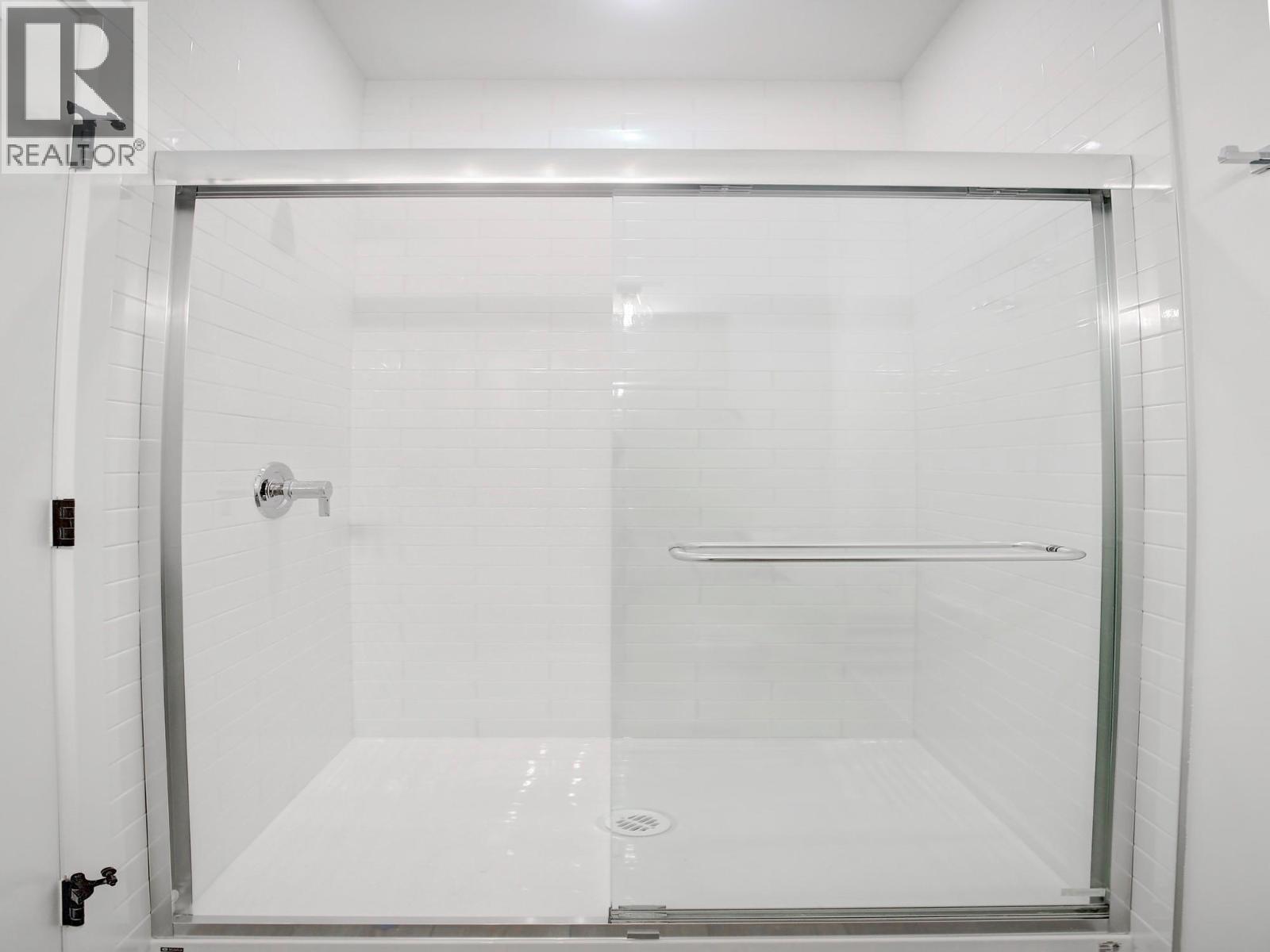 12204 Westside Road Unit# 208d, Vernon, British Columbia  V1H 2A4 - Photo 19 - 10369286