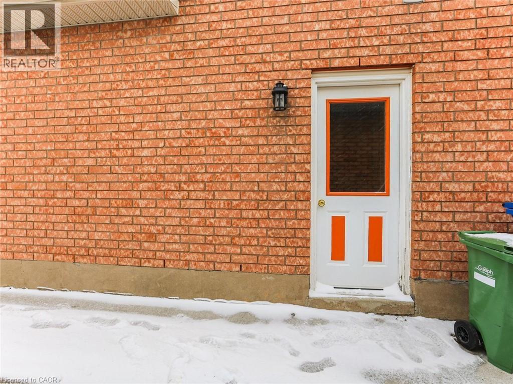 154 Deerpath Drive, Guelph, Ontario  N1K 1W9 - Photo 46 - 40823971