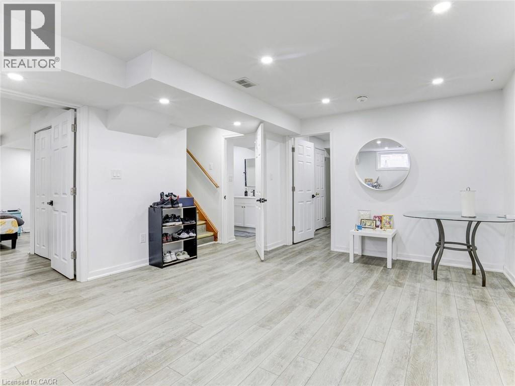 154 Deerpath Drive, Guelph, Ontario  N1K 1W9 - Photo 38 - 40823971