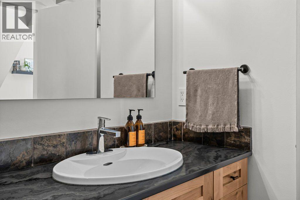 202, 113 Cave Avenue, Banff, Alberta  T1L 1B5 - Photo 26 - A2300240