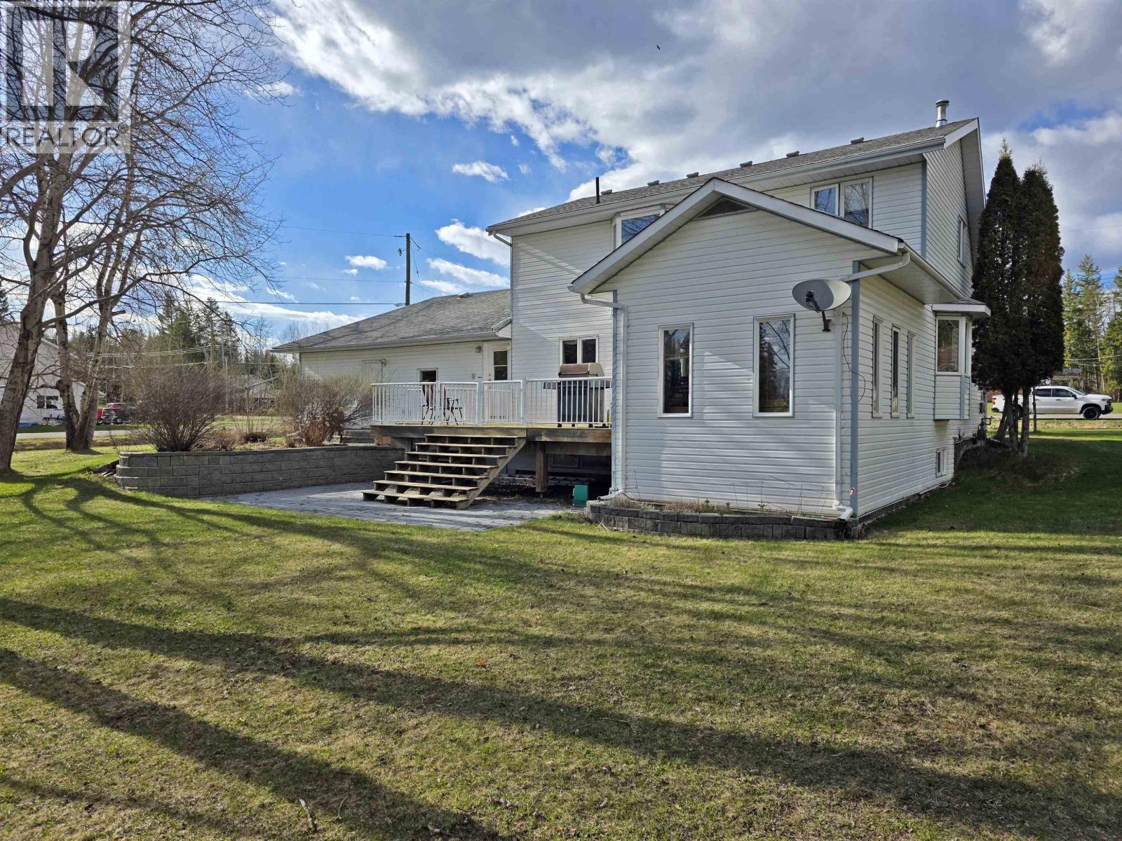 3039 Belcarra Road, Quesnel, British Columbia  V2J 5Y1 - Photo 8 - R3115697