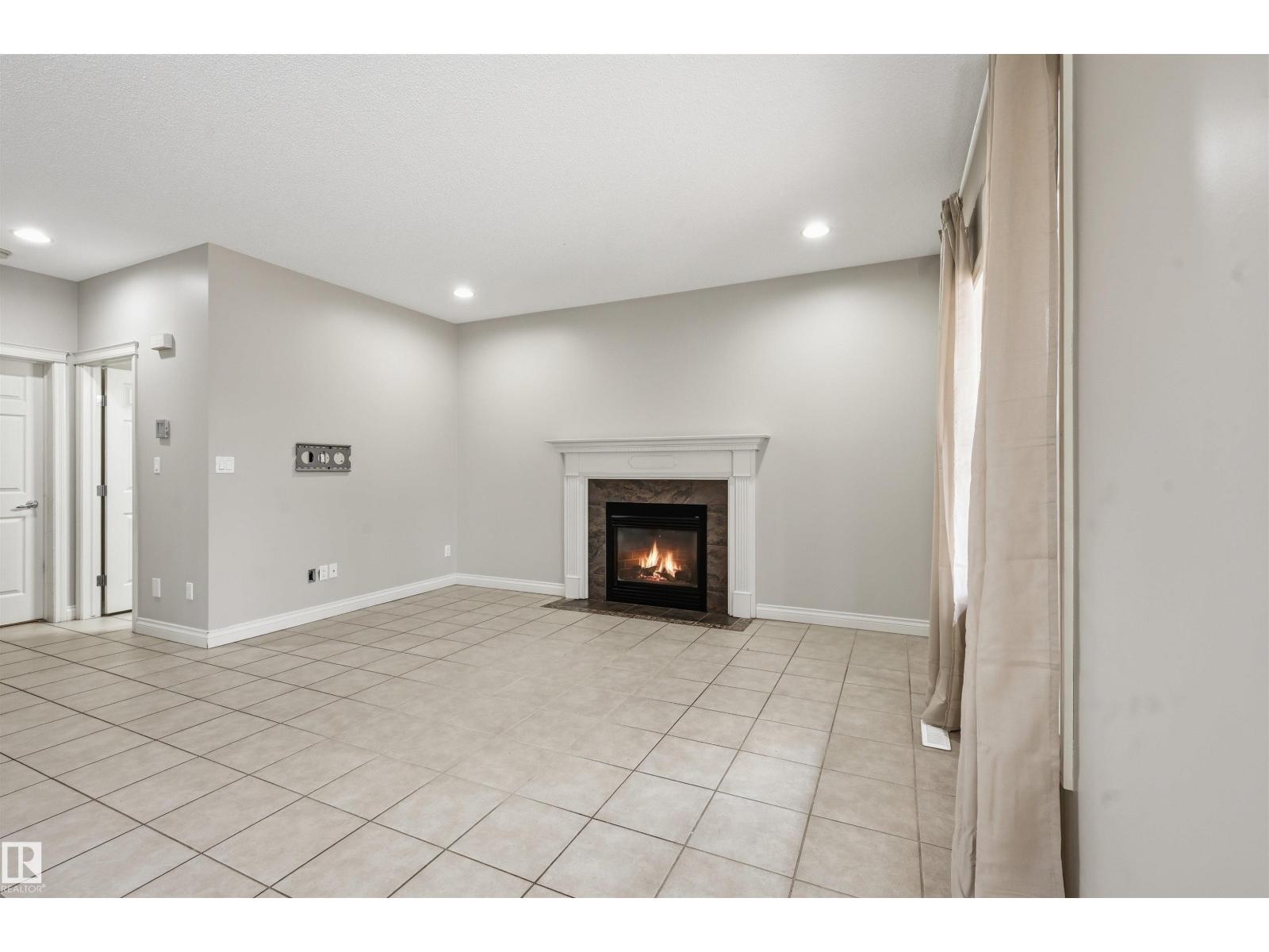 976 Hollingsworth Bn Nw, Edmonton, Alberta  T6R 3G7 - Photo 20 - E4484165