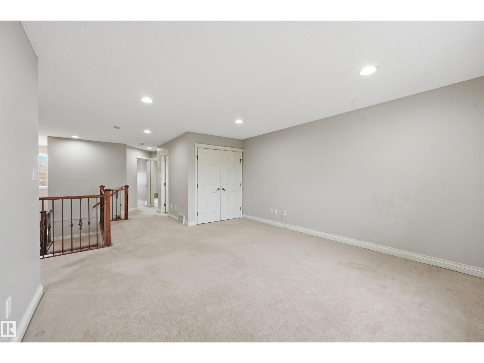 976 Hollingsworth Bn Nw, Edmonton, Alberta  T6R 3G7 - Photo 28 - E4484165