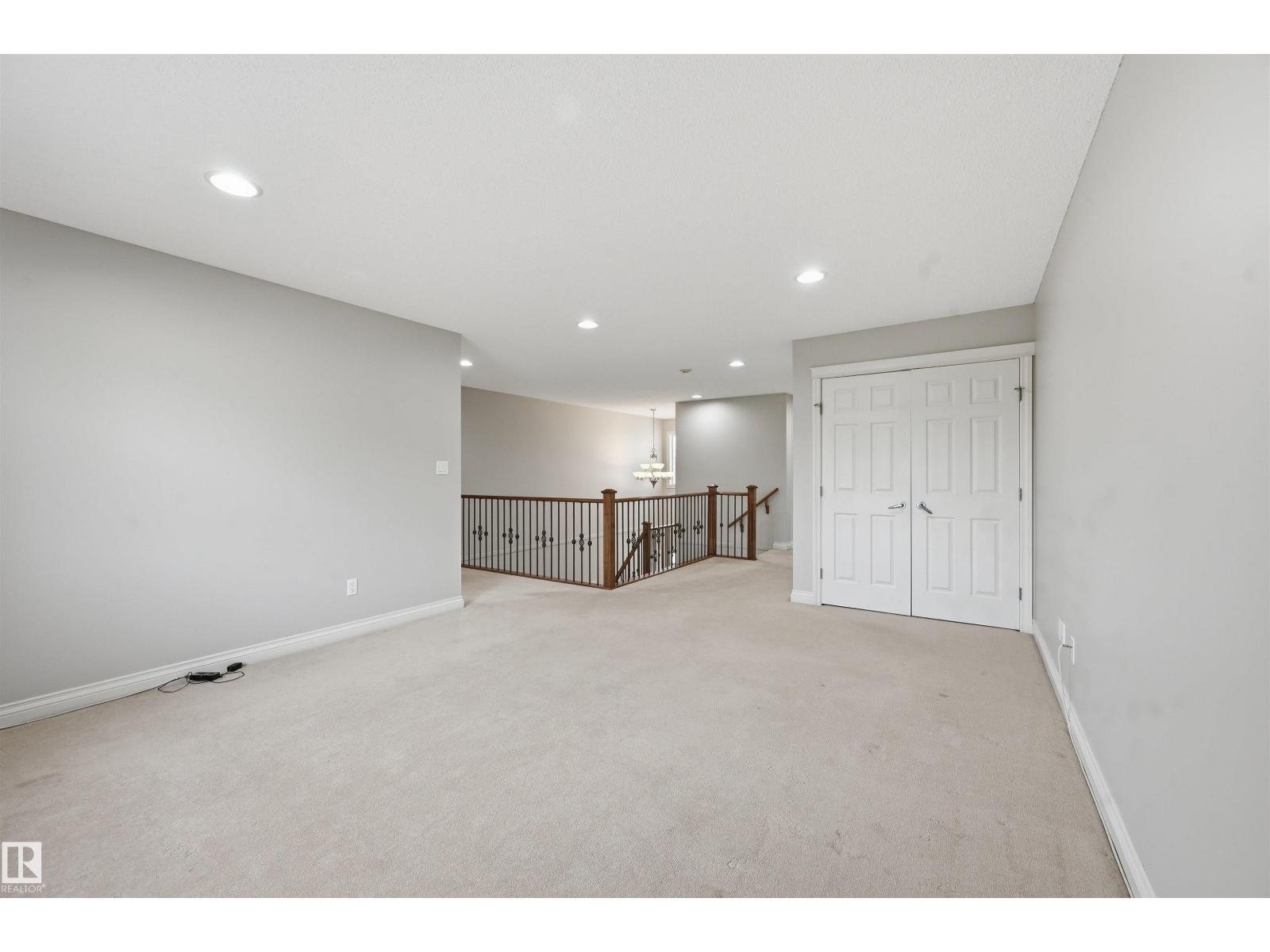 976 Hollingsworth Bn Nw, Edmonton, Alberta  T6R 3G7 - Photo 29 - E4484165