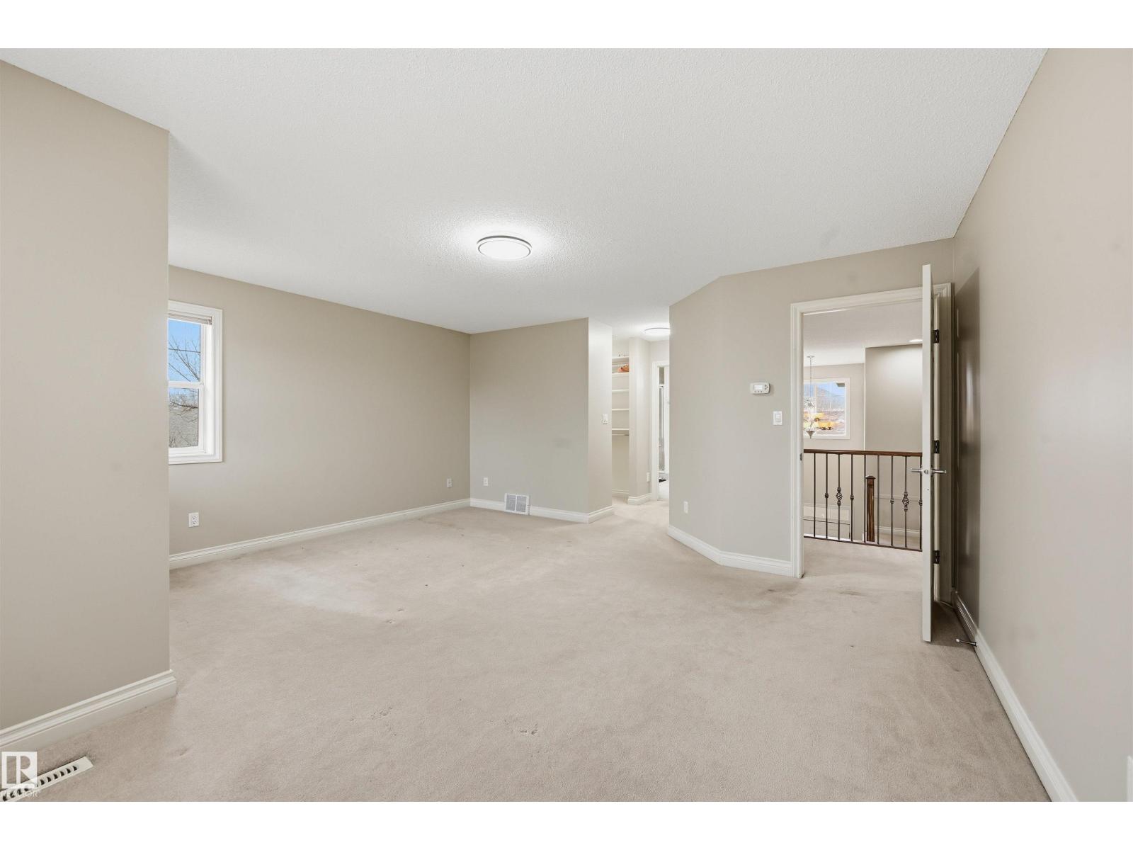 976 Hollingsworth Bn Nw, Edmonton, Alberta  T6R 3G7 - Photo 32 - E4484165