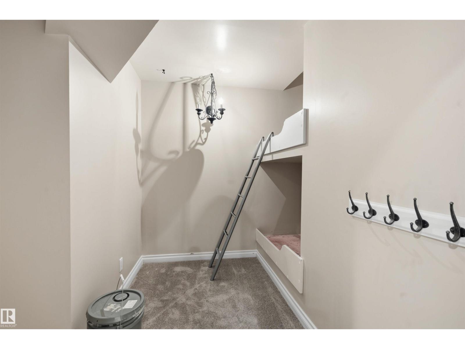 976 Hollingsworth Bn Nw, Edmonton, Alberta  T6R 3G7 - Photo 56 - E4484165