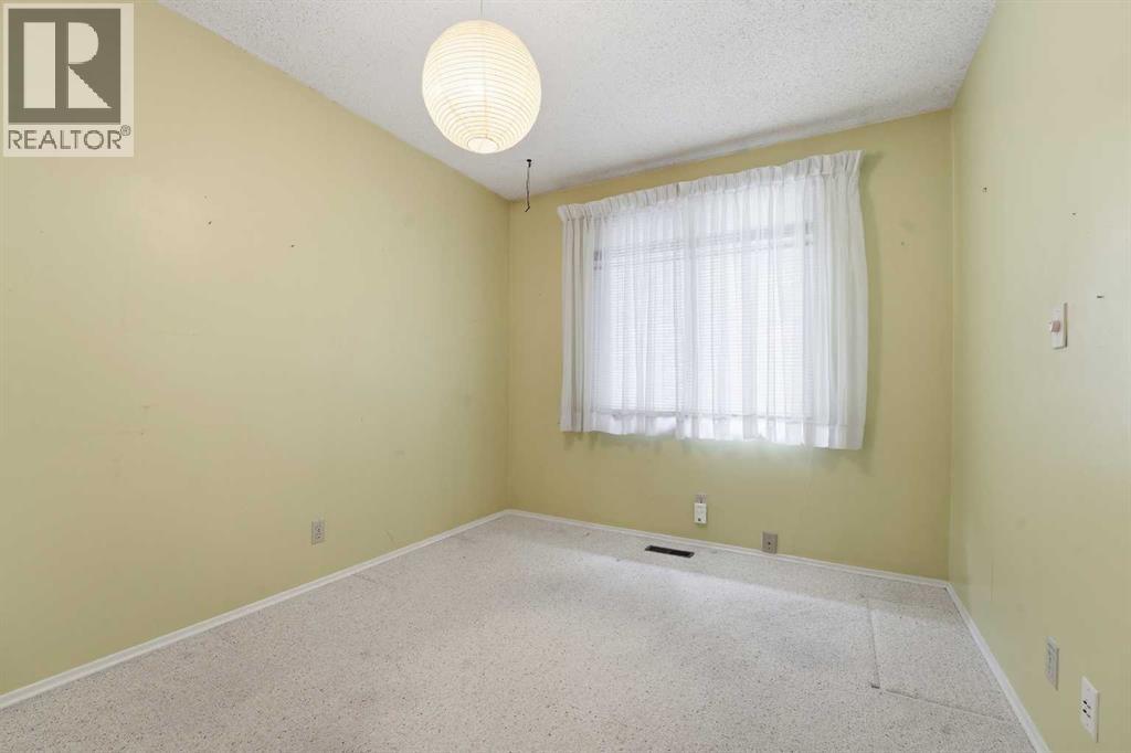 49 Pamely Avenue, Red Deer, Alberta  T4P 1L2 - Photo 11 - A2298270