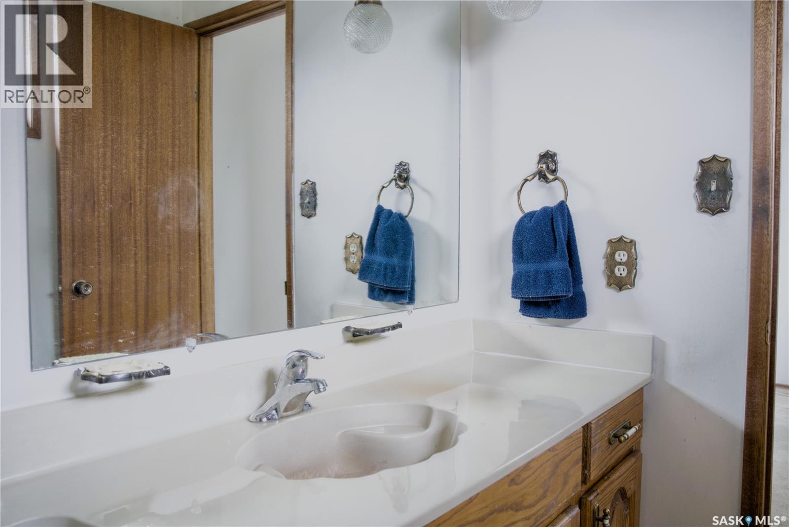 802 7th Street E, Saskatoon, Saskatchewan  S7H 0Y4 - Photo 17 - SK032934