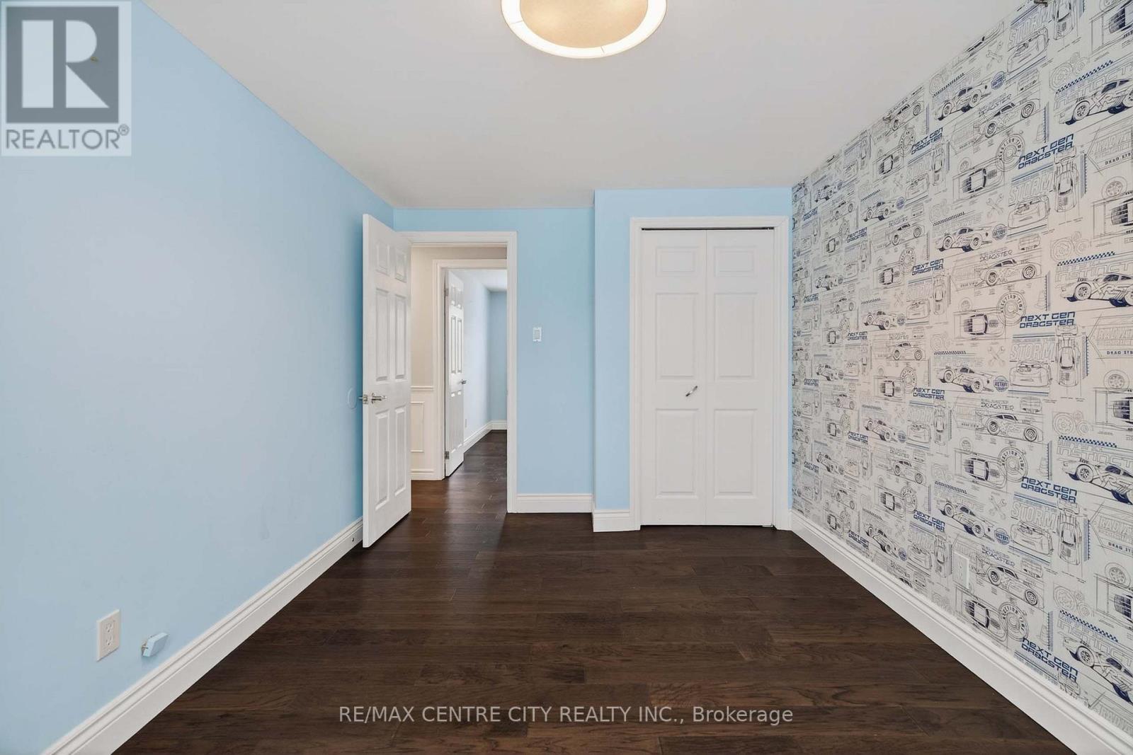 45 Chaucer Road N, London South, Ontario  N6K 1V4 - Photo 30 - X13043486