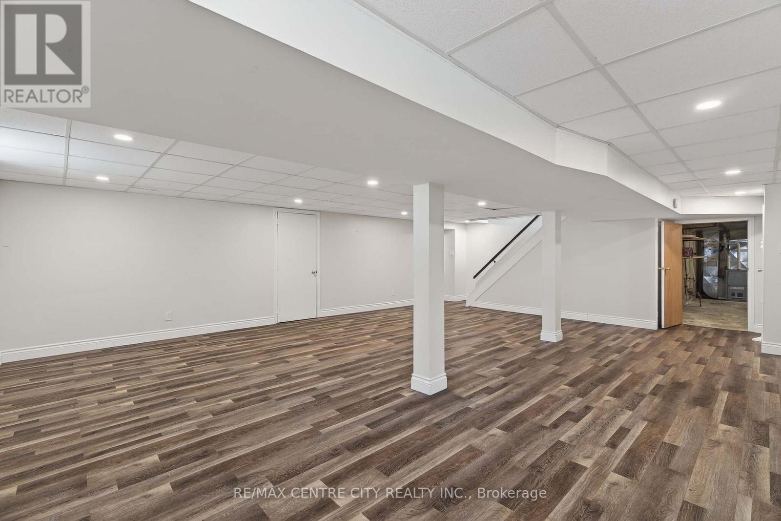 45 Chaucer Road N, London South, Ontario  N6K 1V4 - Photo 36 - X13043486