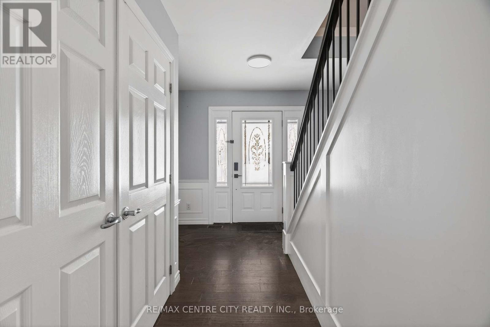 45 Chaucer Road N, London South, Ontario  N6K 1V4 - Photo 7 - X13043486