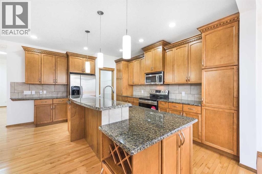 125 Autumn Gardens Se, Calgary, Alberta  T3M 0H8 - Photo 4 - A2304045