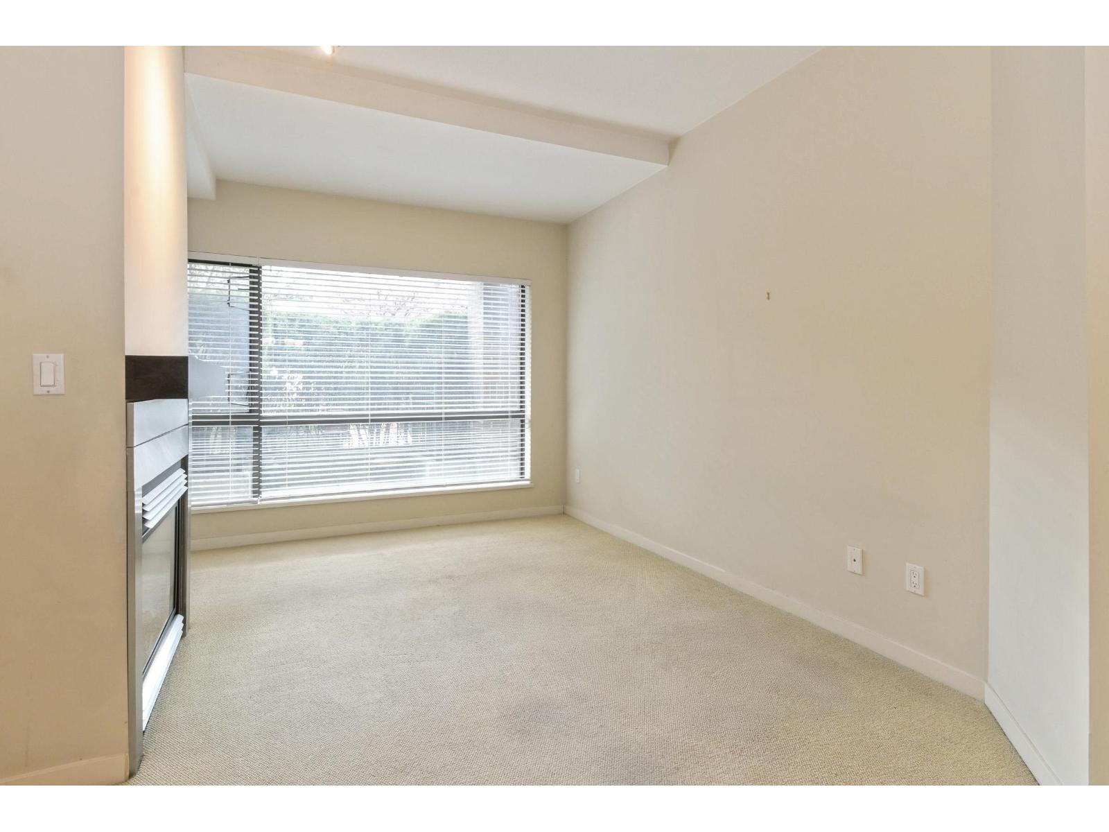 105 10866 City Parkway, Surrey, British Columbia  V3T 5W9 - Photo 3 - R3115682