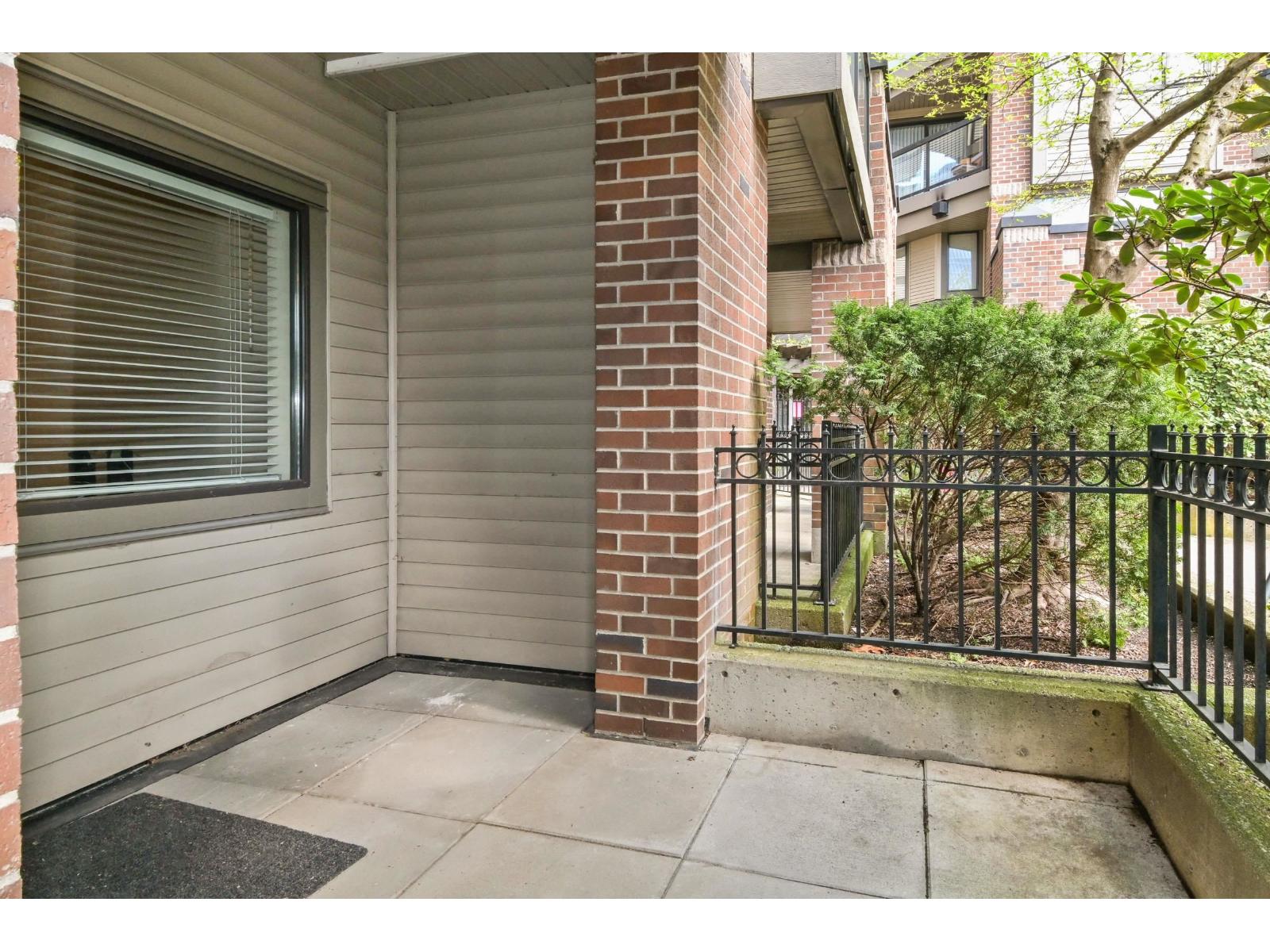 105 10866 City Parkway, Surrey, British Columbia  V3T 5W9 - Photo 17 - R3115682