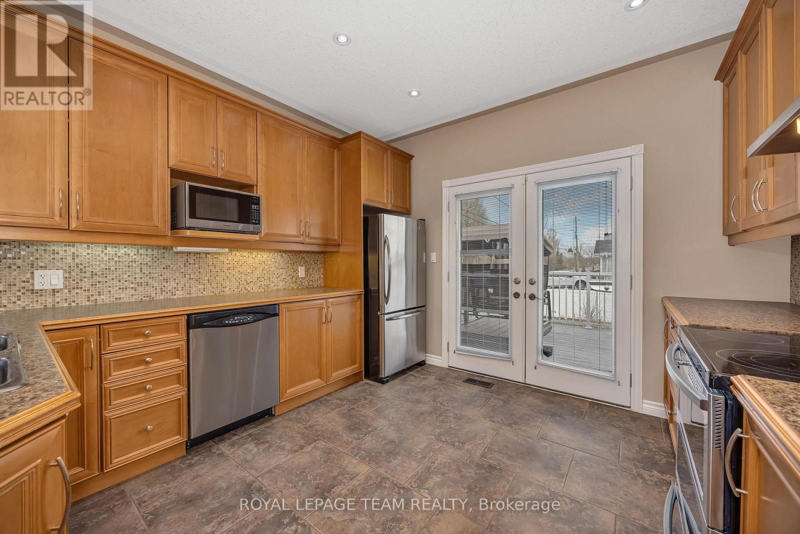 2 Westerra Way, North Grenville, Ontario  K0G 1J0 - Photo 16 - X13043482