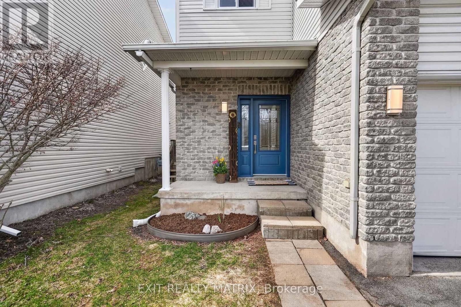 292 Stiver Street, Russell, Ontario  K4R 1G8 - Photo 2 - X13043574