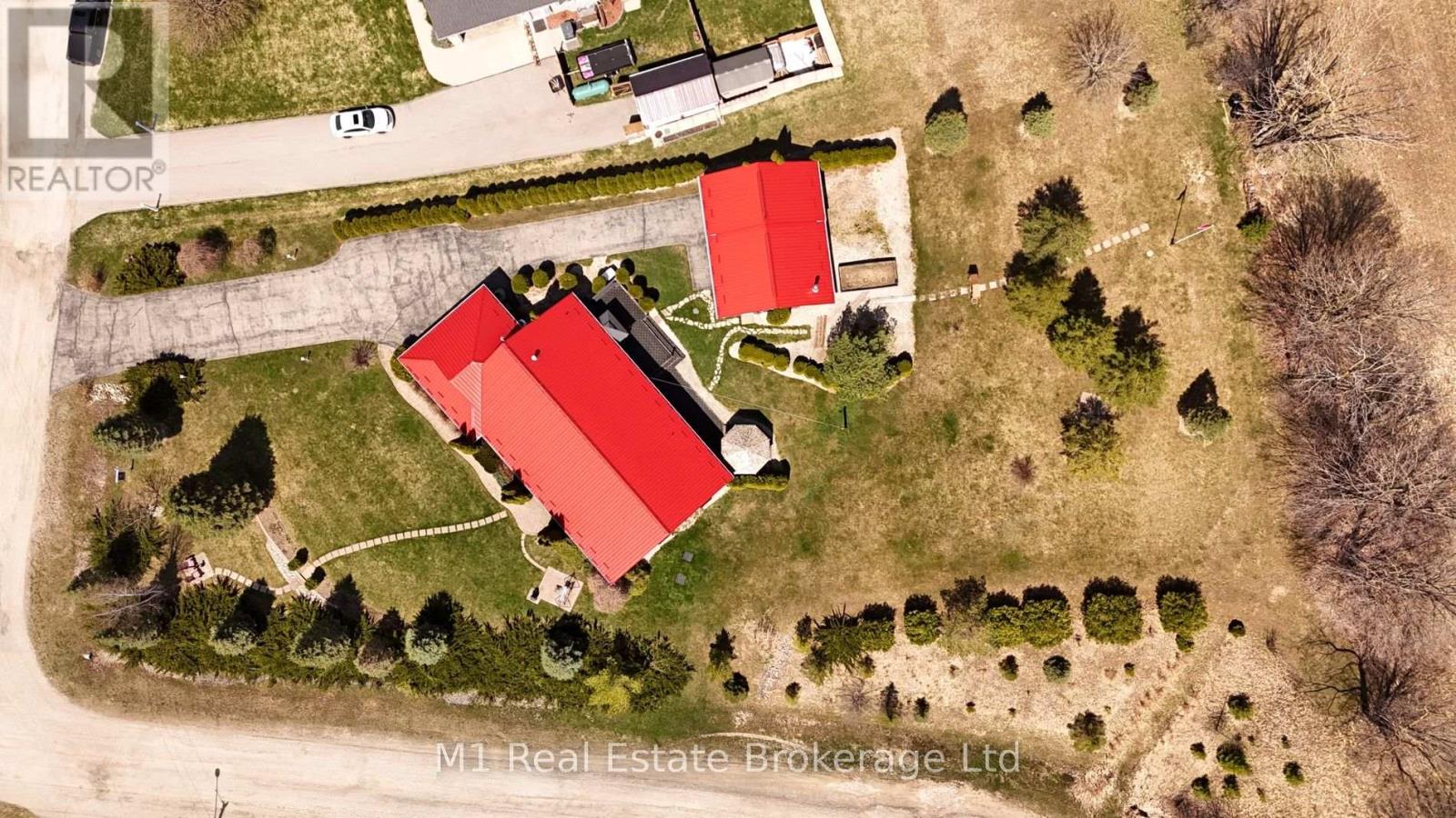 2 Joanne Crescent, Minto, Ontario  N0G 2L0 - Photo 46 - X12792202