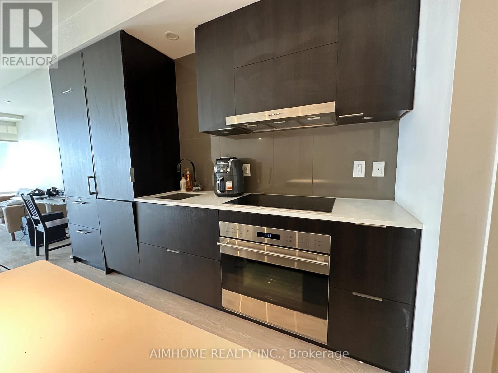 5907 - 1 Bloor Street E, Toronto, Ontario  M4W 0A8 - Photo 13 - C13043566