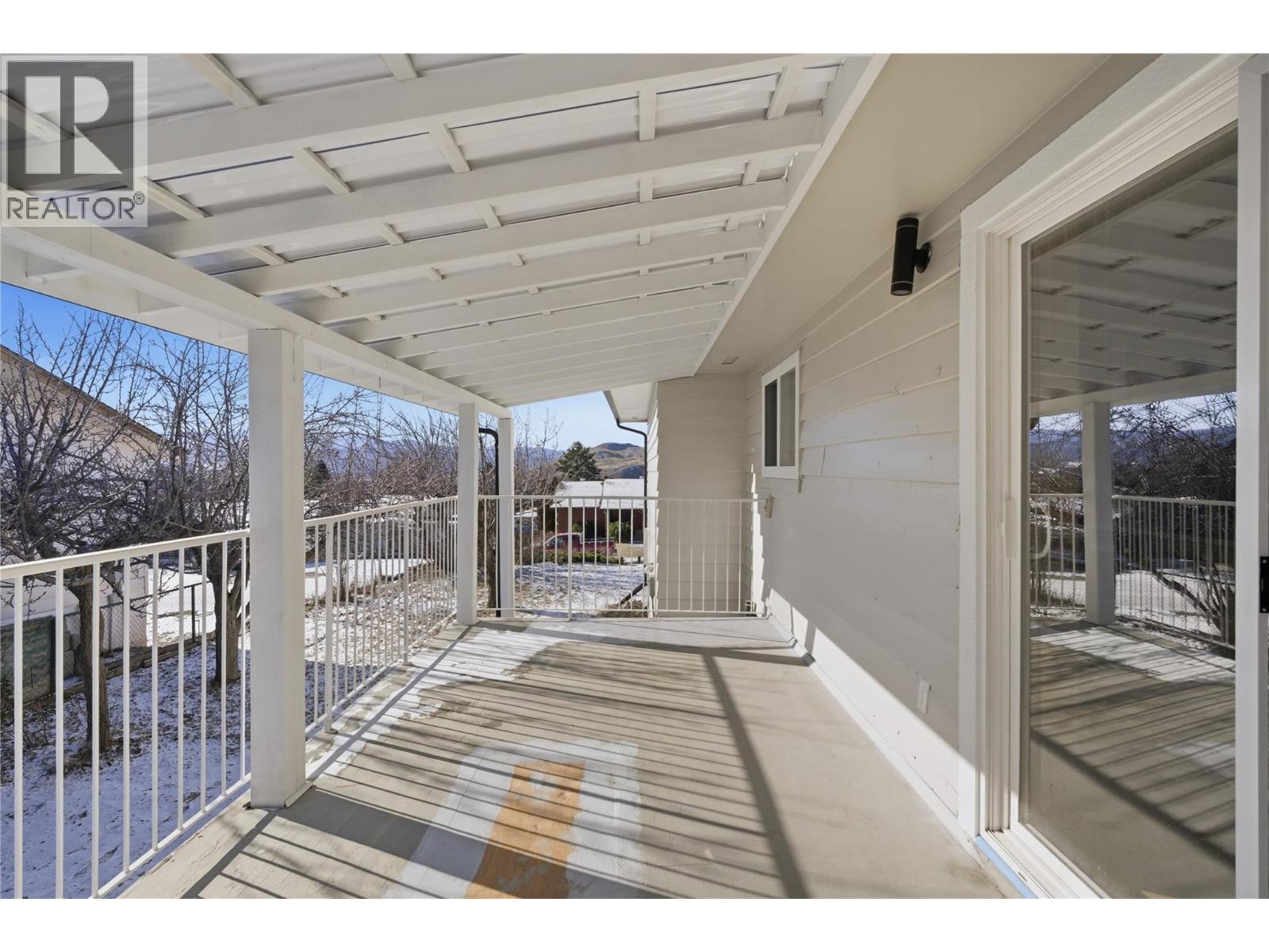 1259 Hook Drive, Kamloops, British Columbia  V2B 7S8 - Photo 11 - 10384845