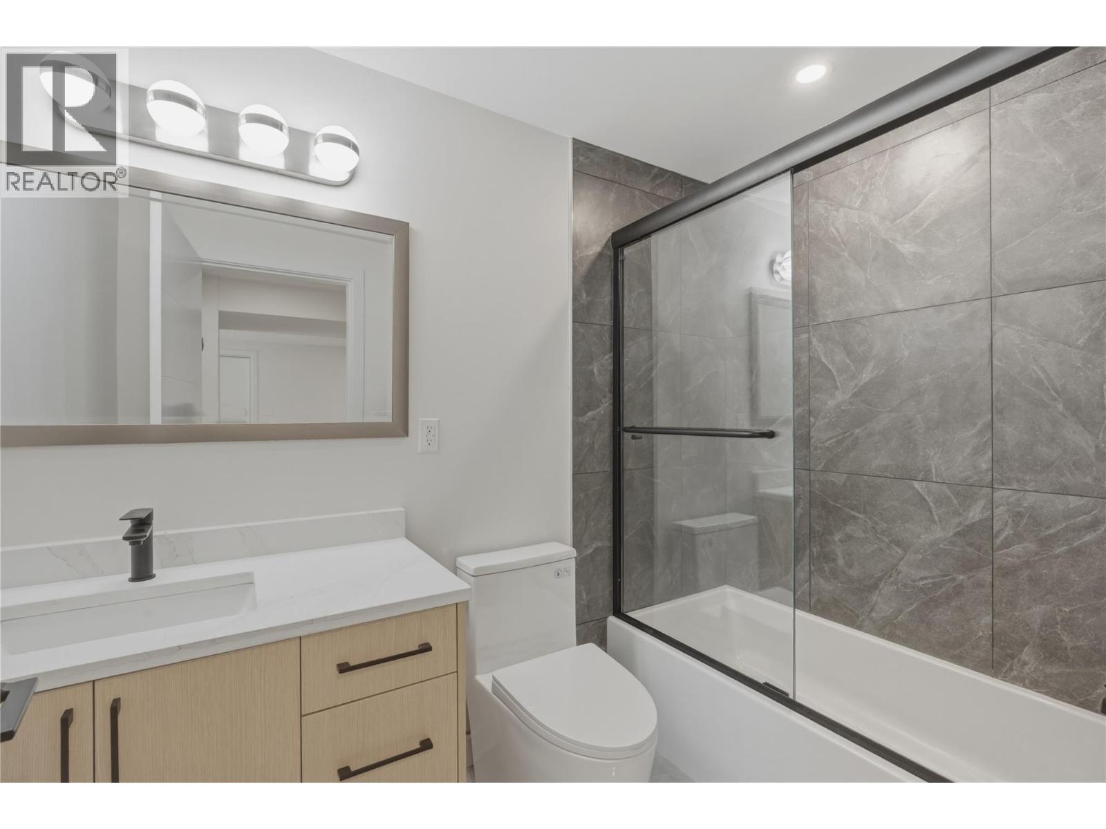 1259 Hook Drive, Kamloops, British Columbia  V2B 7S8 - Photo 15 - 10384845