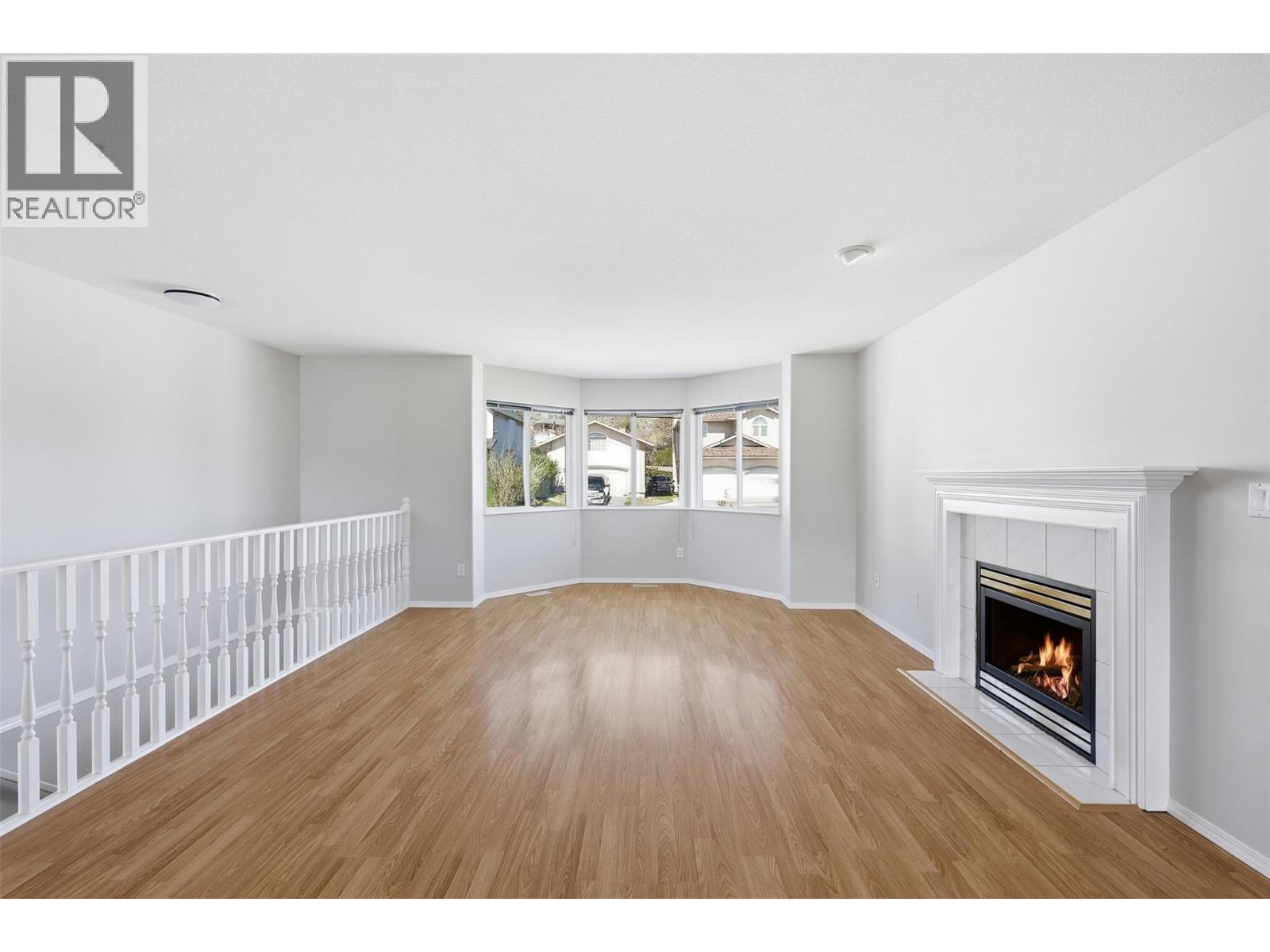 983 Bebek Road, Kamloops, British Columbia  V2B 2P2 - Photo 3 - 10384509