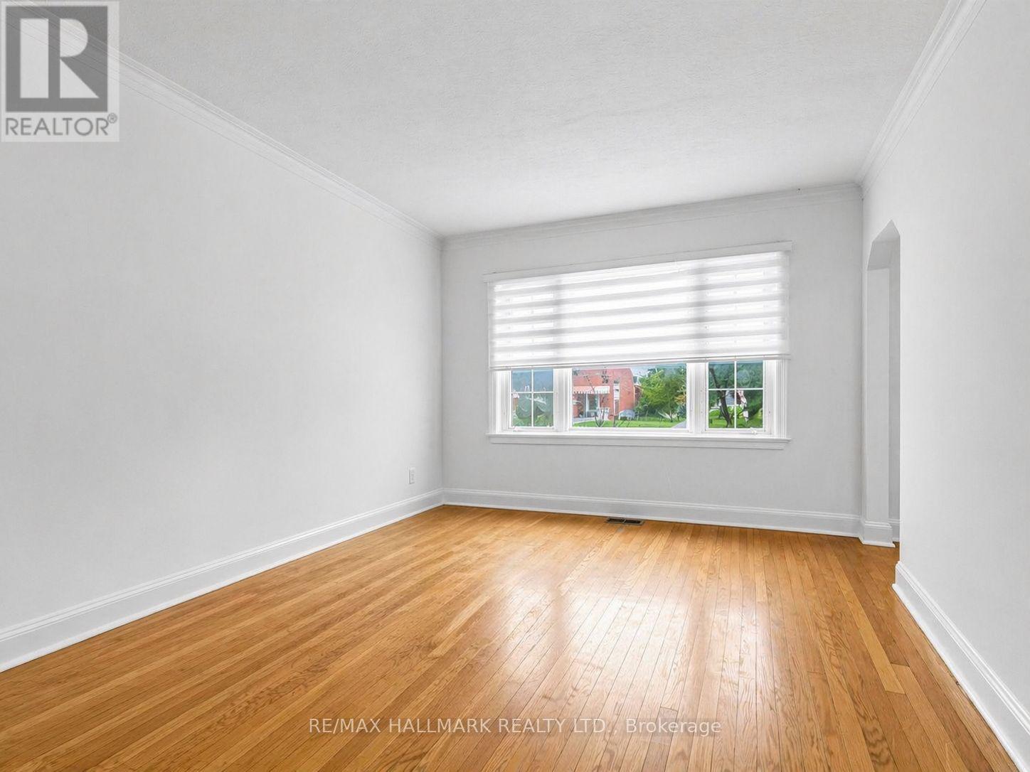 712 Pharmacy Avenue, Toronto, Ontario  M1L 3J2 - Photo 5 - E13043492