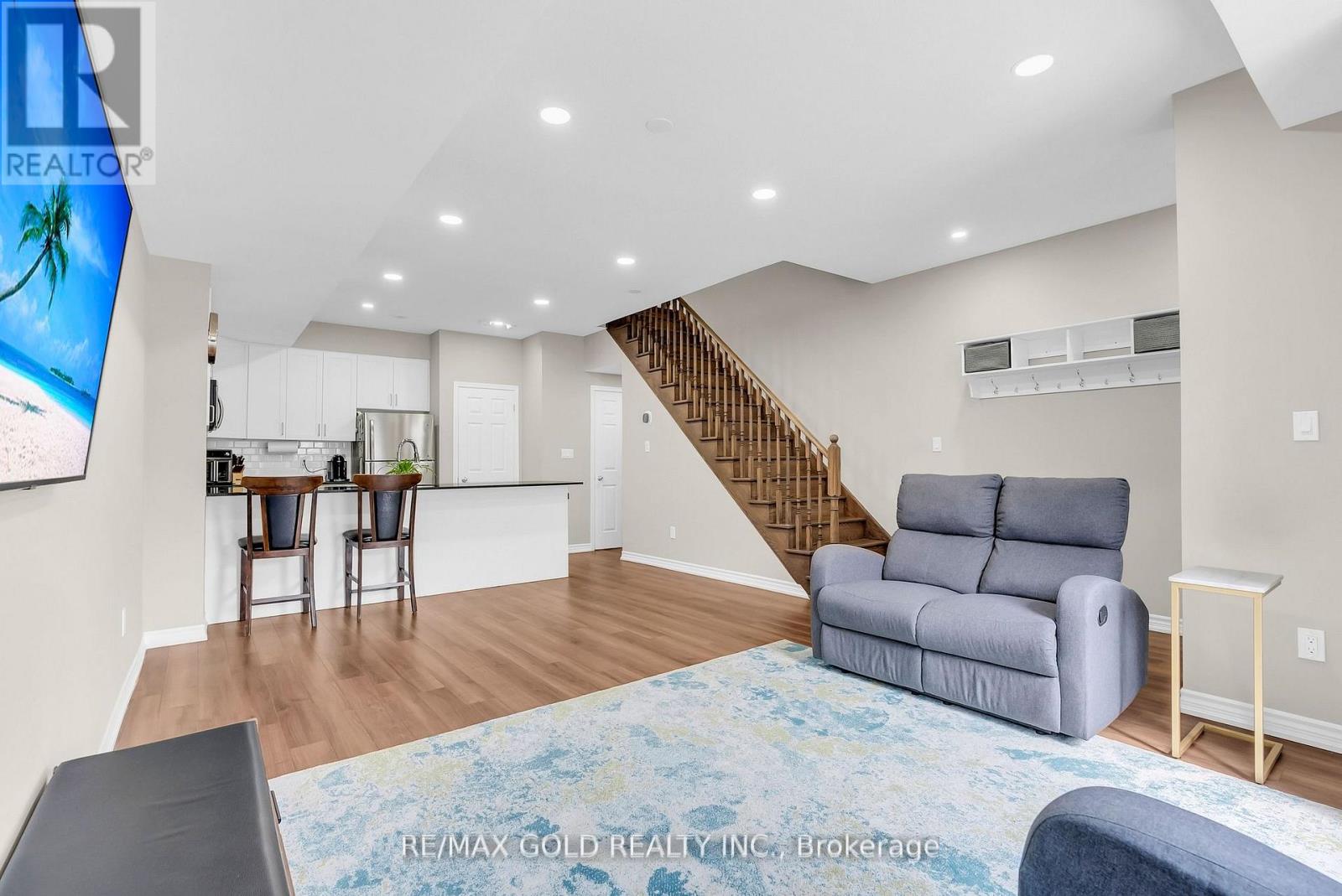 06 - 1030 Dunsley Way, Whitby, Ontario  L1N 0L5 - Photo 3 - E13043506