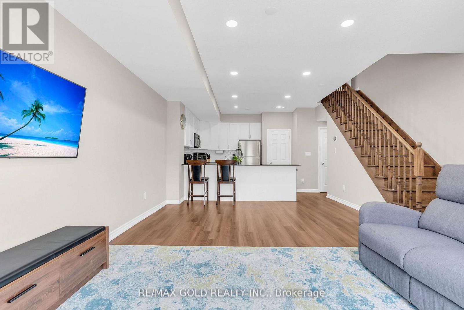 06 - 1030 Dunsley Way, Whitby, Ontario  L1N 0L5 - Photo 5 - E13043506