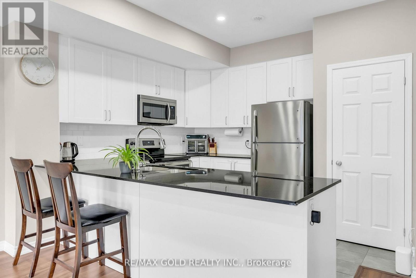 06 - 1030 Dunsley Way, Whitby, Ontario  L1N 0L5 - Photo 8 - E13043506