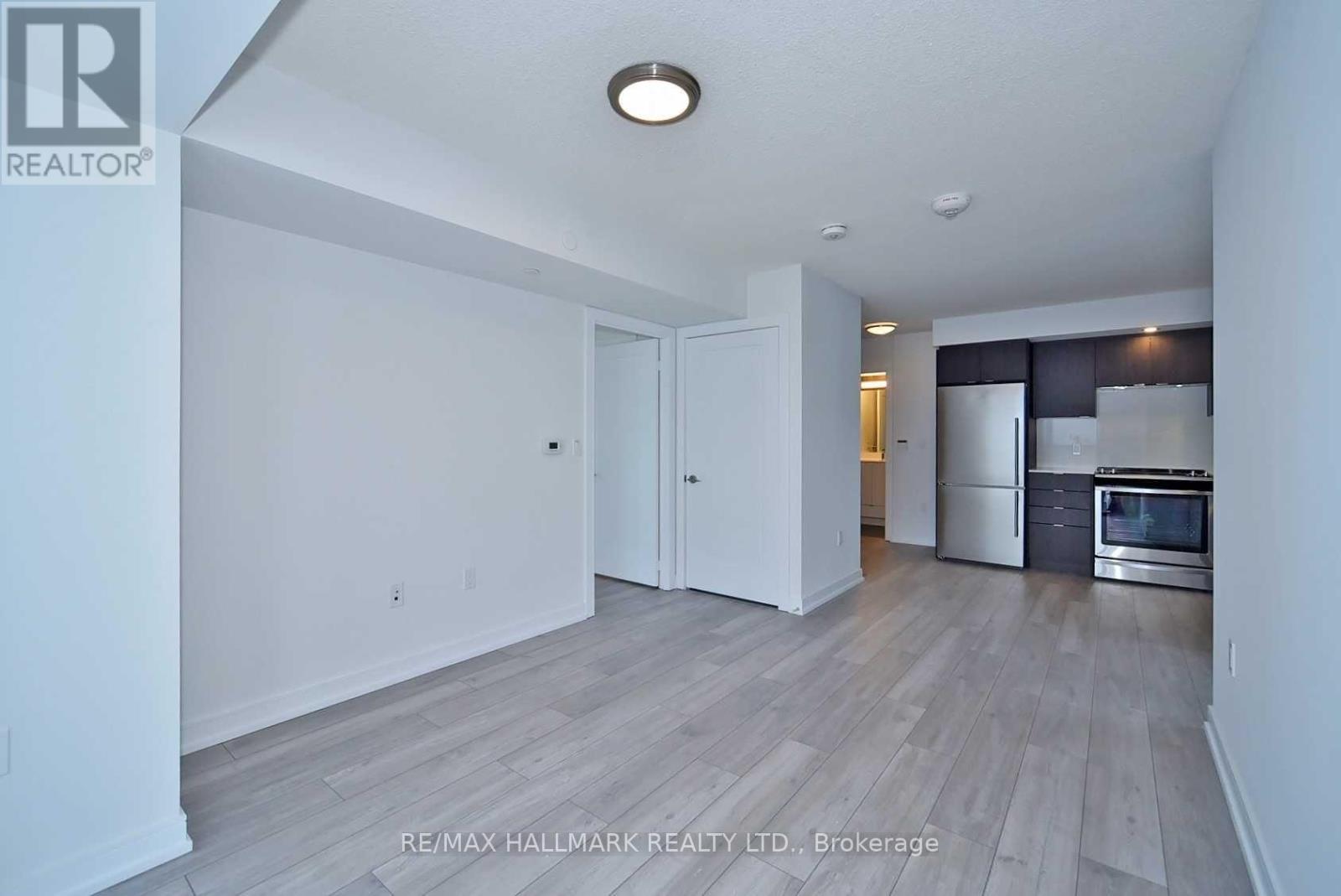 1308 - 225 Village Green Square, Toronto, Ontario  M1S 0L3 - Photo 9 - E13043516