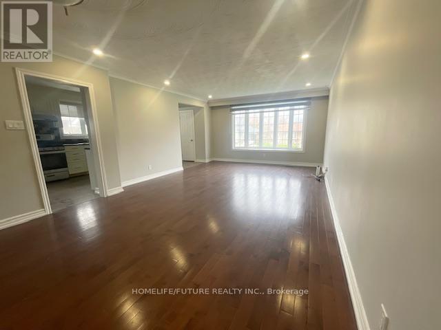 Main - 18 Albacore Crescent, Toronto, Ontario  M1H 2L3 - Photo 4 - E13043546