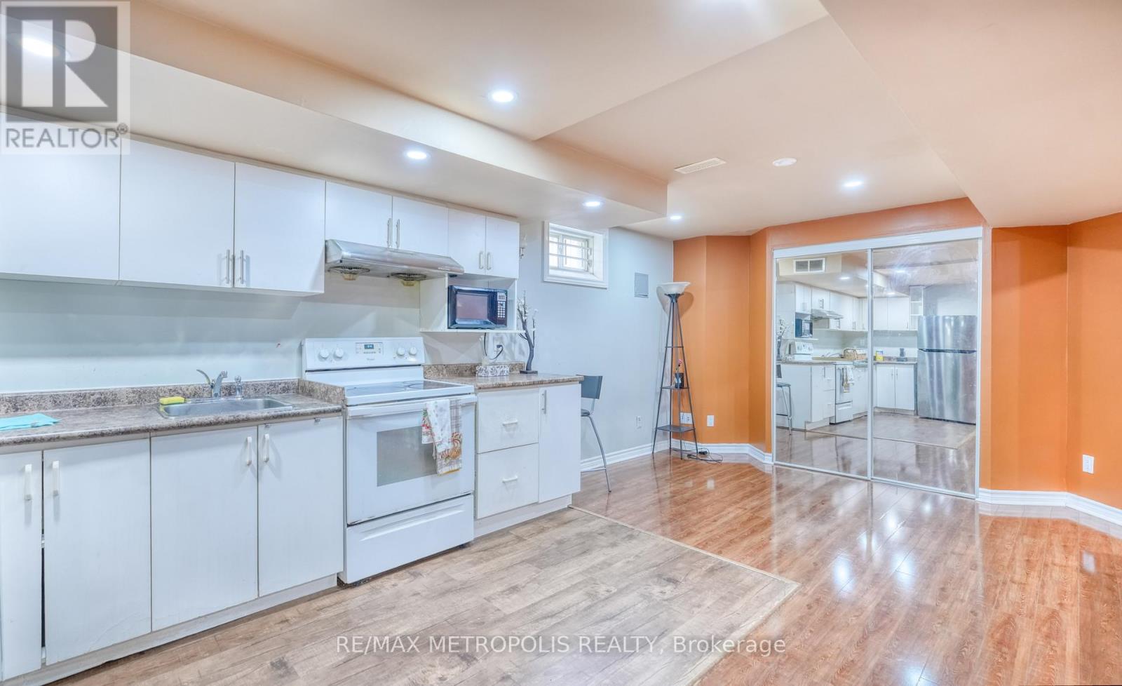 Bsmt - 56 Hibbins Avenue, Ajax, Ontario  L1T 4C3 - Photo 12 - E13043554