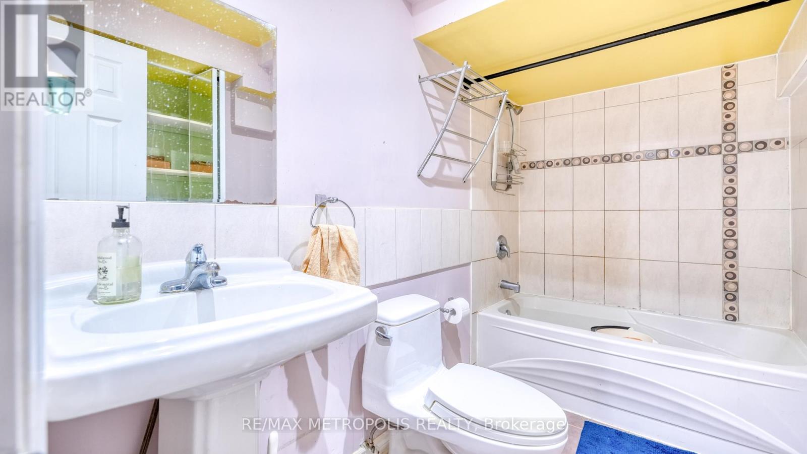 Bsmt - 56 Hibbins Avenue, Ajax, Ontario  L1T 4C3 - Photo 19 - E13043554