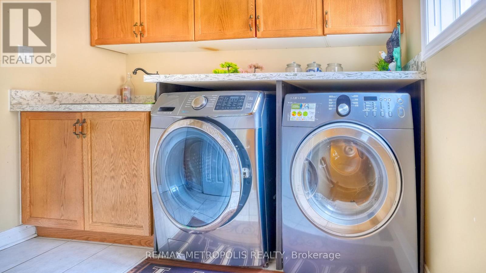 Bsmt - 56 Hibbins Avenue, Ajax, Ontario  L1T 4C3 - Photo 22 - E13043554