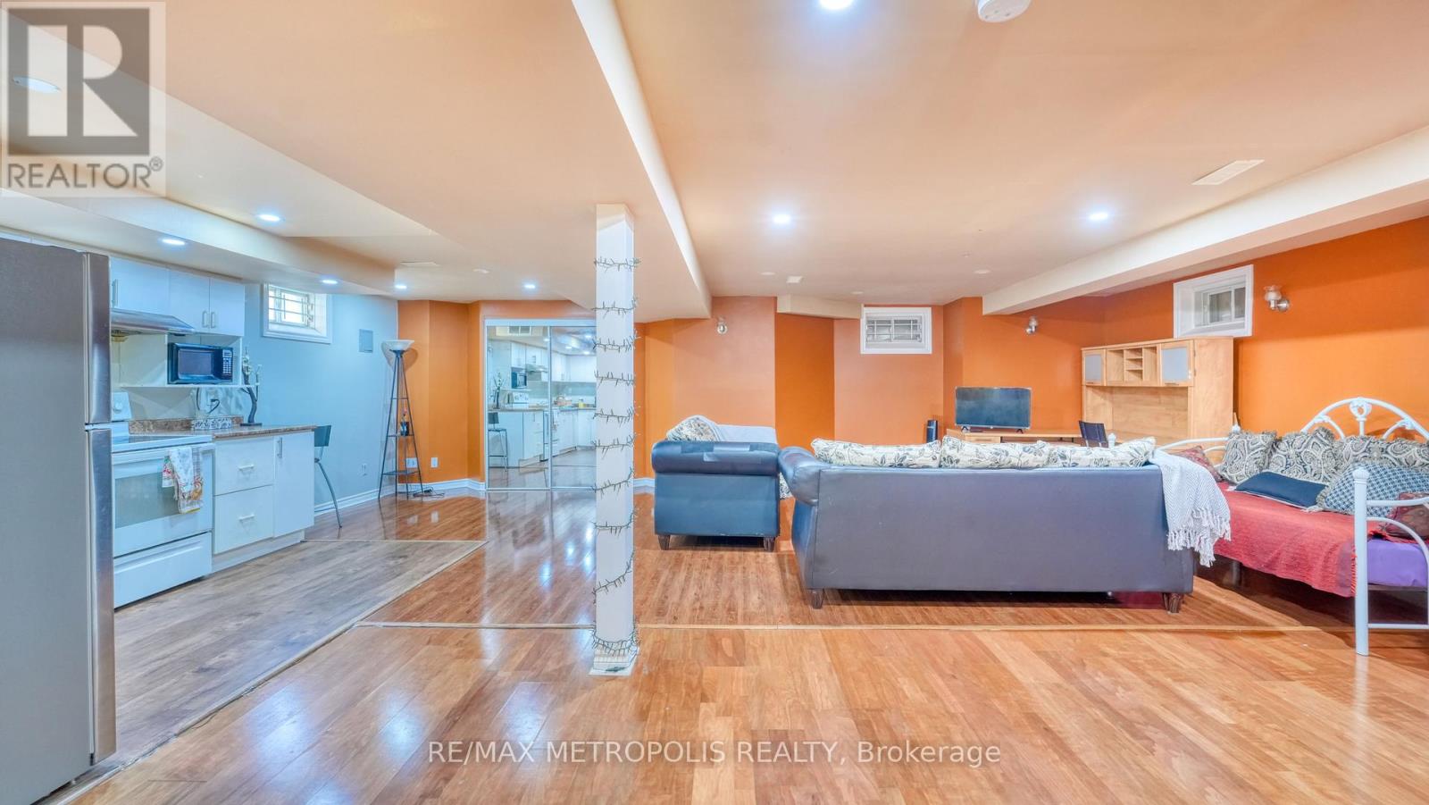 Bsmt - 56 Hibbins Avenue, Ajax, Ontario  L1T 4C3 - Photo 6 - E13043554