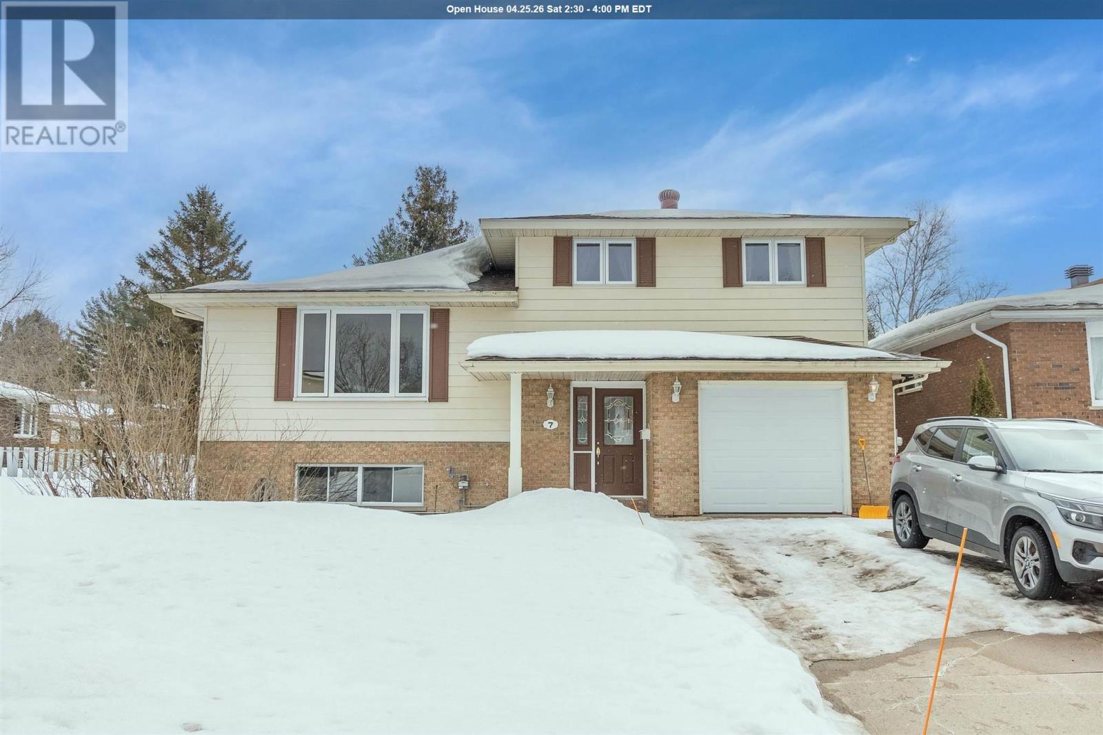 7 Golf Range CRES, Sault Ste. Marie, Ontario