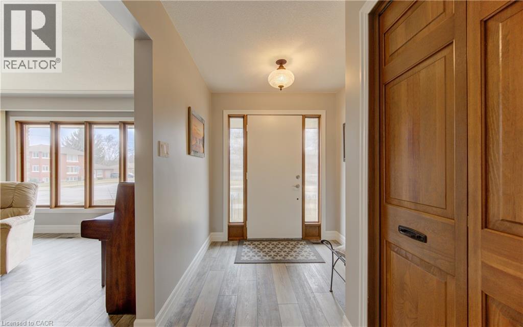 449 Greenfield Avenue, Kitchener, Ontario  N2C 1E9 - Photo 3 - 40814806