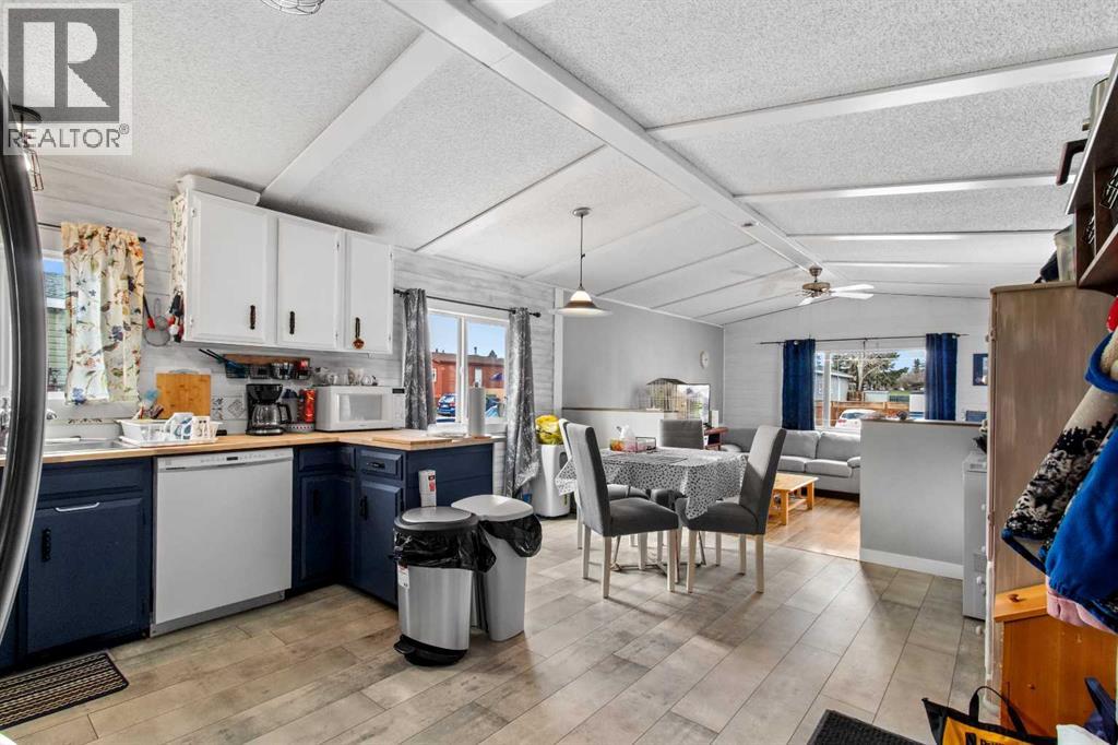 246, 5344 76 Street, Red Deer, Alberta  T4P 2A6 - Photo 8 - A2305003