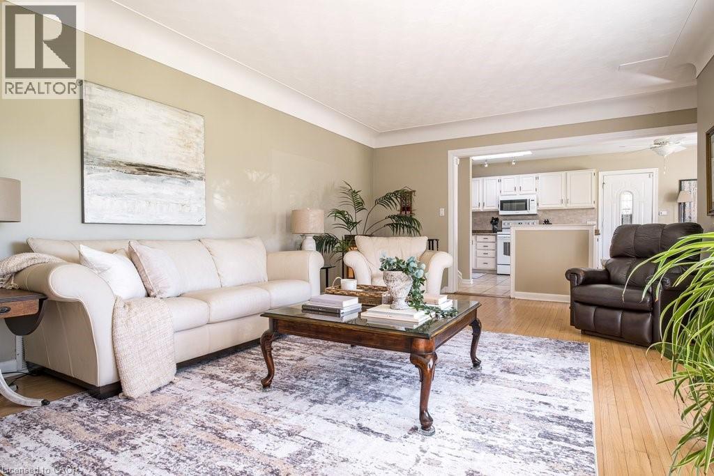 129 Oneida Boulevard, Hamilton, Ontario  L9G 3C7 - Photo 7 - 40823858