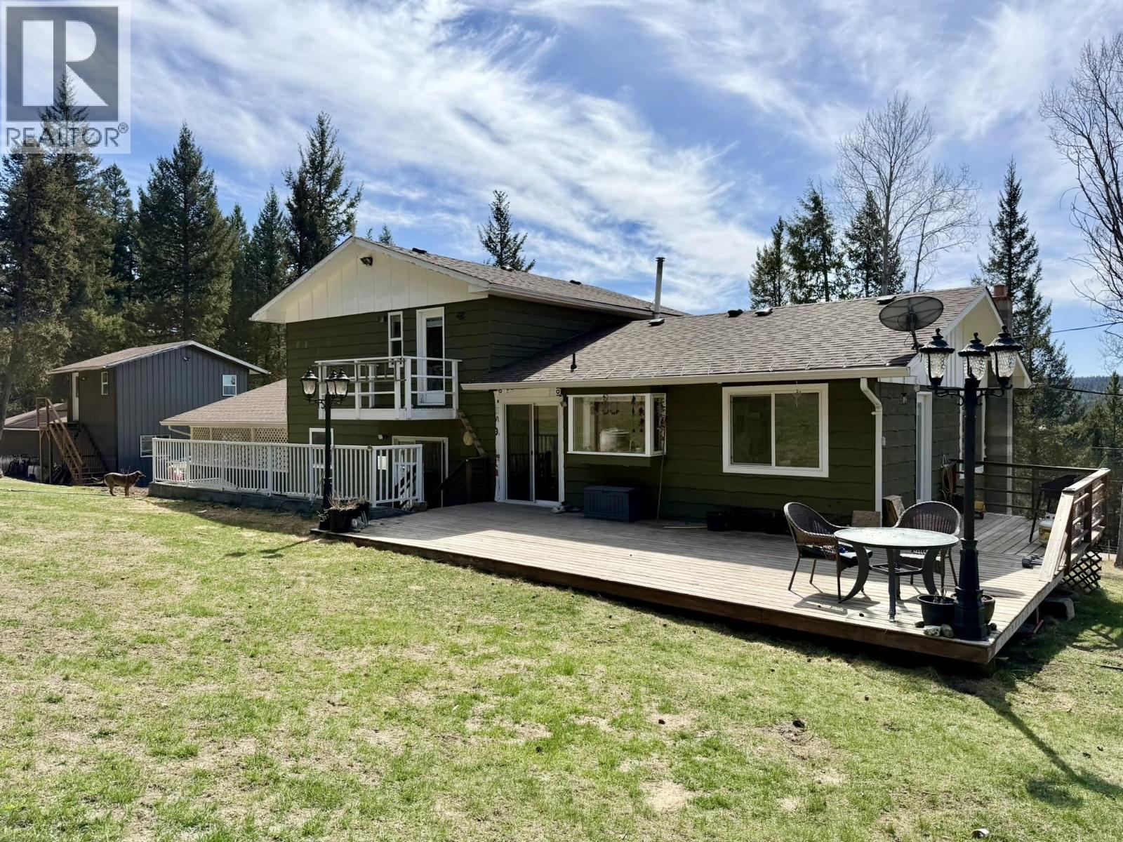6001 Valleyview Drive, Horse Lake, British Columbia  V0K 2E3 - Photo 6 - R3097078