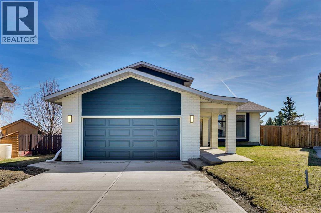 248 Madeira Place Ne, Calgary, Alberta  T2A 5T1 - Photo 2 - A2297905