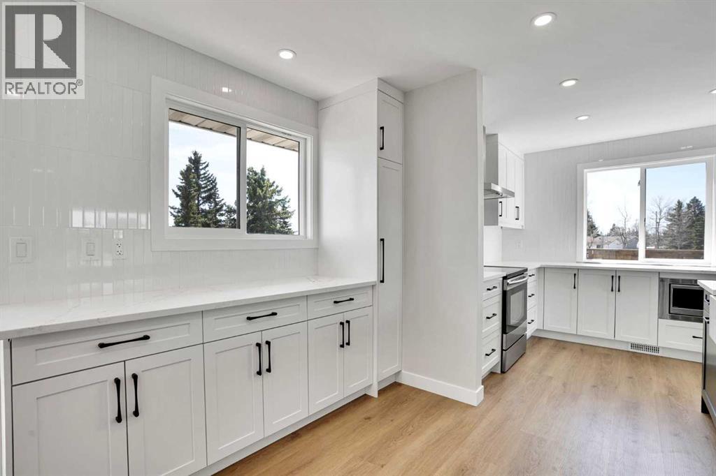 248 Madeira Place Ne, Calgary, Alberta  T2A 5T1 - Photo 7 - A2297905