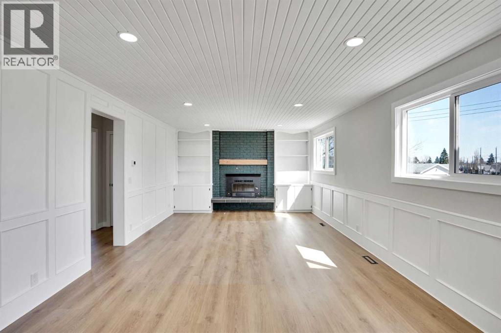 248 Madeira Place Ne, Calgary, Alberta  T2A 5T1 - Photo 9 - A2297905