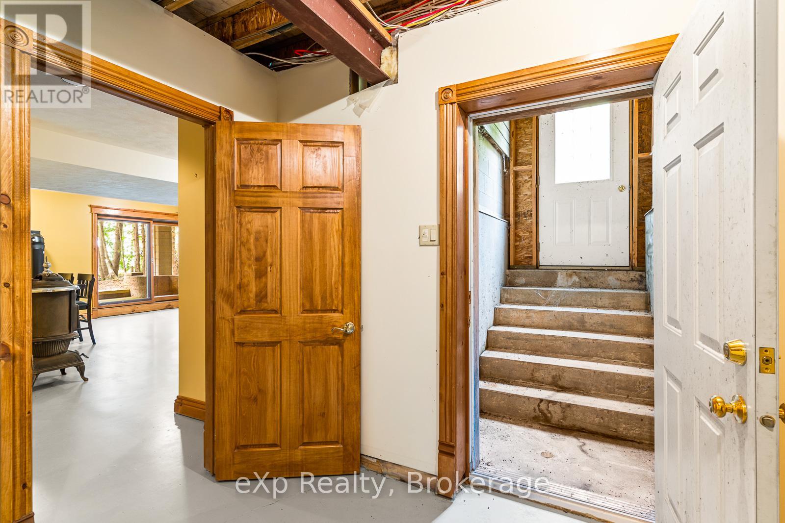 61 Fox Trail, Northern Bruce Peninsula, Ontario  N0H 1Z0 - Photo 36 - X13043576