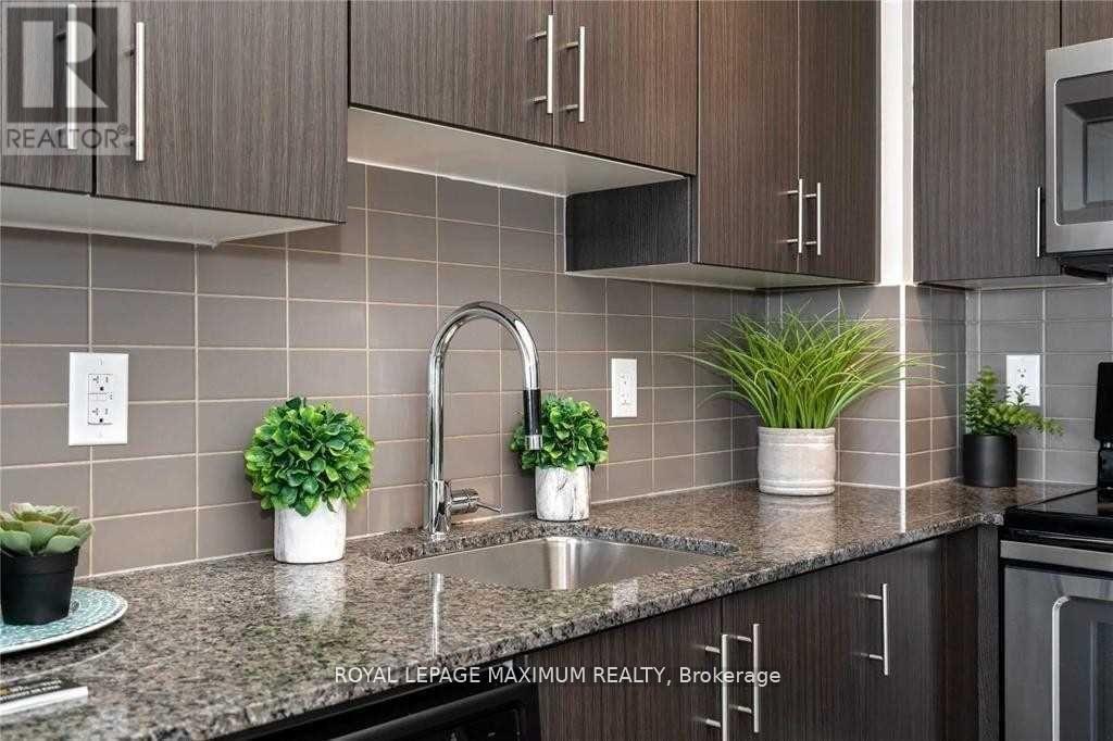 2209 - 3700 Highway 7 Road N, Vaughan, Ontario  L4L 1A6 - Photo 7 - N13043508